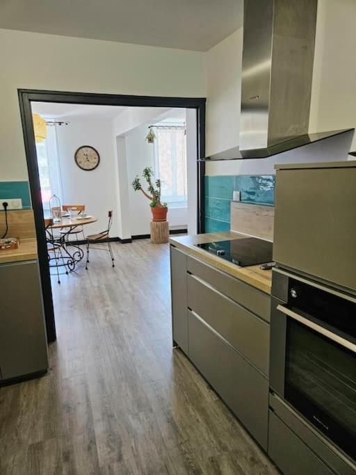 Appartement Le Jardin Imaginaire ชอมปาญโญล ภายนอก รูปภาพ